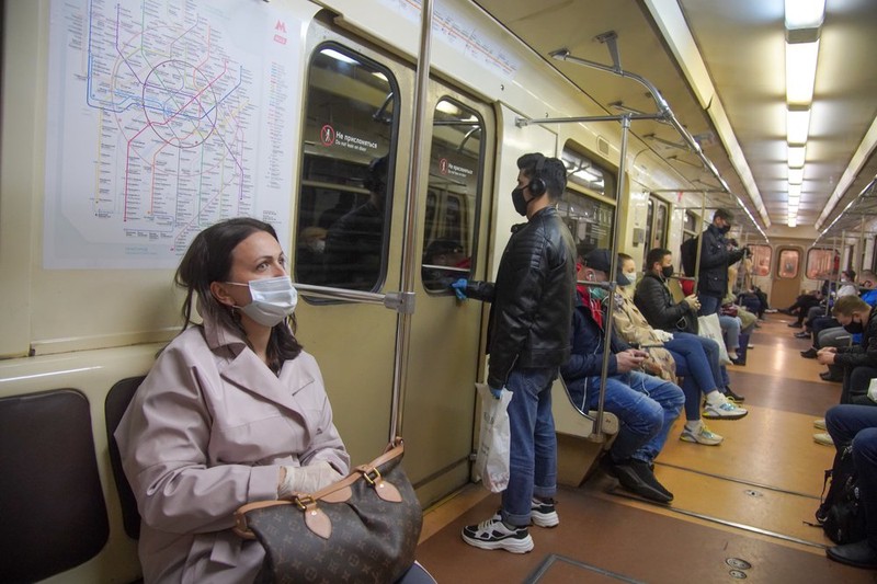 Разгрузка вагонов столичного метро в час пик достигла 2,4 процента