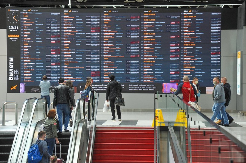 Почти 80 рейсов задержали и отменили в аэропортах столицы
