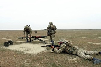 Власти Азербайджана заявили об успешной контрнаступательной операции в Карабахе