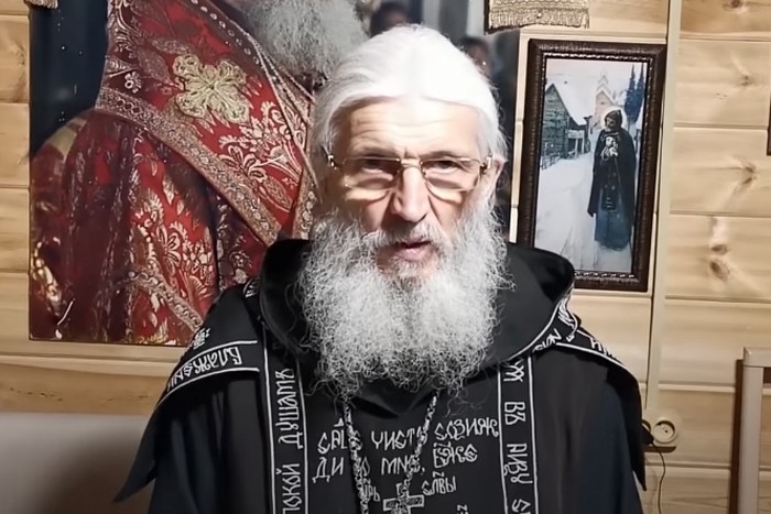 Лишенный сана схиигумен Сергий отказался покидать Среднеуральский монастырь