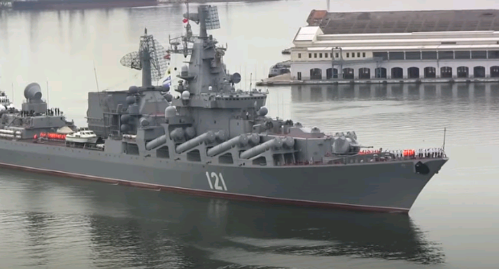 Завершен ремонт флагмана Черноморского флота гвардейского ракетного крейсера «Москва»