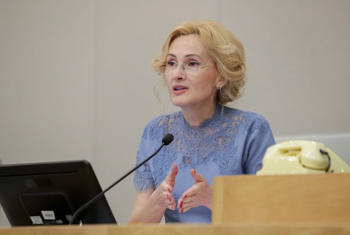 Яровая выступила за запрет суррогатного материнства для иностранцев