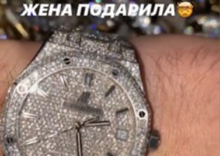 Ивлеева подарила Элджею часы за 7 миллионов рублей