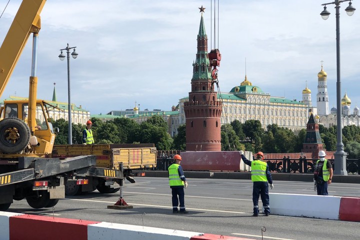 Петр Бирюков: Работы по ремонту Большого Каменного моста ведутся в круглосуточном режиме