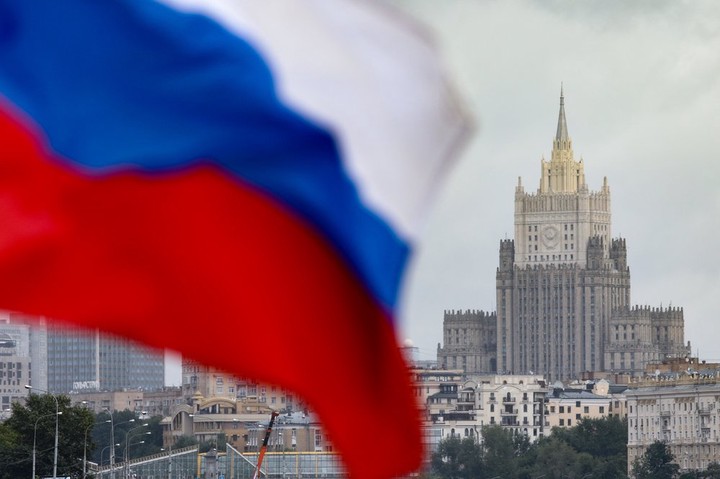 МИД РФ объяснил порядок вывоза россиян после возобновления авиасообщения