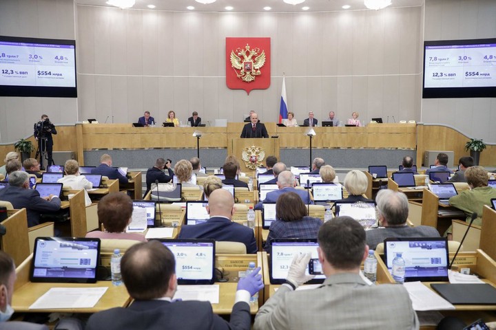 Кабмин продлил беззаявительный порядок предоставления субсидий на оплату ЖКУ