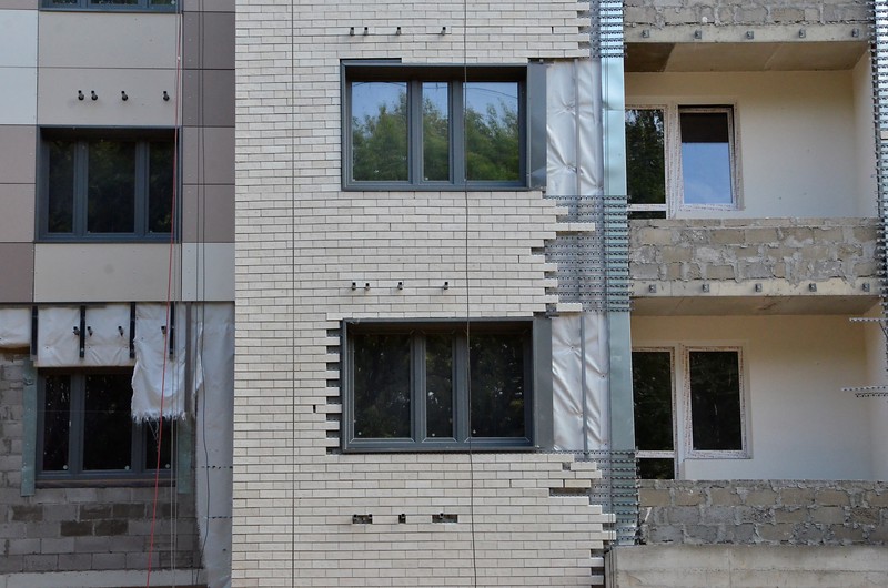 Еще 20 домов по программе реновации строят на севере Москвы