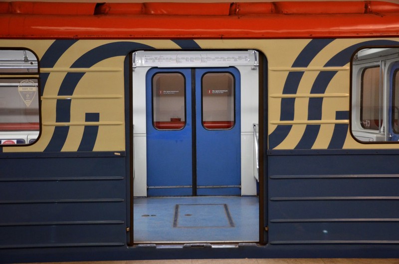 Названа предварительная причина остановки поездов на участке Таганско-Краснопресненской линии