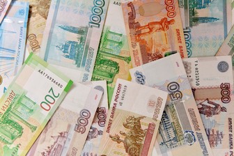 Росстат перечислил отрасли с самыми высокими зарплатами