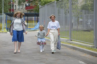 Названы примерные сроки исследования вакцины от COVID-19 среди детей
