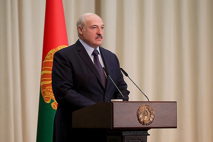 Центризбирком Белоруссии заявил о победе Лукашенко на выборах