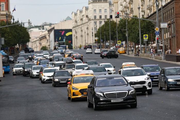 Транспортный налог предложили отменить в России с 2021 года