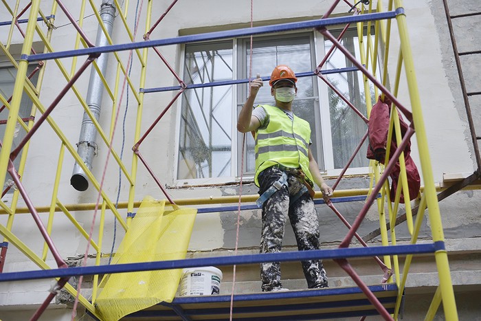Более 2,5 тысячи домов капитально отремонтируют в Москве в 2021 году