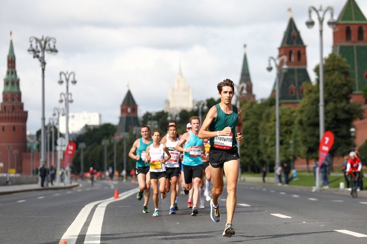 Московский полумарафон стал главным спортивным событием прошедшей недели для многих москвичей