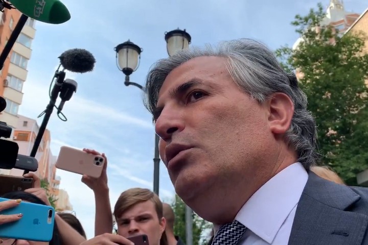 Адвокат Ефремова ответил на появление протокола с признанием вины