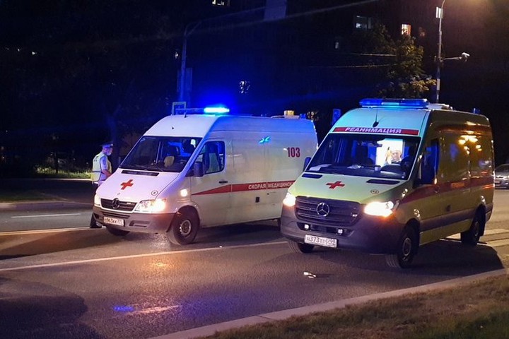 Пять человек пострадали в аварии на набережной в Санкт-Петербурге