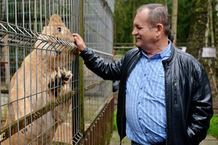 Питомник спасает животных со всего мира