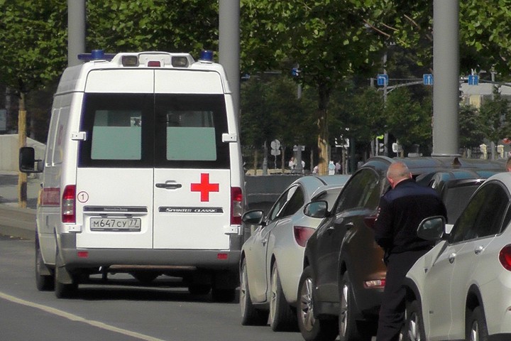 Студенты столичного вуза пострадали из-за ЧП с лифтом