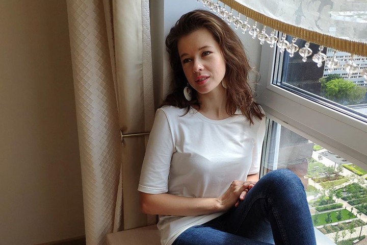 «Жених не успел побриться?»: поклонники отреагировали на свадебное фото Катерины Шпицы