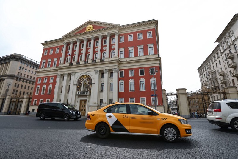 Данные о таксистах в Москве начнут передавать в специальную систему