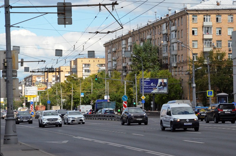Разрешенная скорость движения машин увеличилась на Варшавском шоссе 