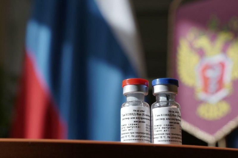 Массовую вакцинацию от коронавируса в России планируют начать в конце ноября