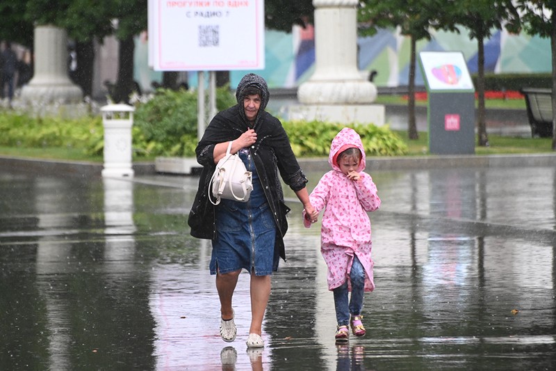 Дожди и похолодание ожидают москвичей в ближайшие дни