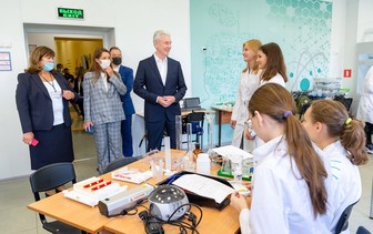Сергей Собянин рассказал, когда школы Москвы вернутся к очному обучению