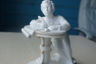 Россияне рассказали, каких поэтов считают величайшими в мире