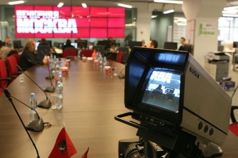 Председатель Комитета общественных связей и молодежной политики ответит на вопросы в прямом эфире