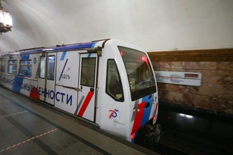 «Настоящая художница»: Дептранс представил рисунки девушки-машинистки