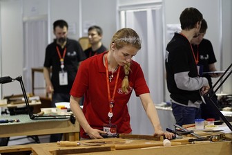 «Главное — не сдаваться и идти к своей цели»: истории успеха выпускников столичного колледжа