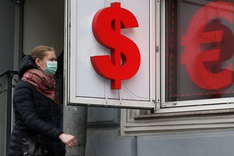 Эксперт рассказал, стоит ли россиянам готовиться к обвалу рубля