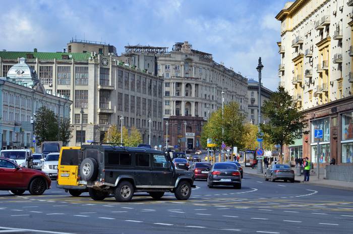 Секс на улице москвы порно видео