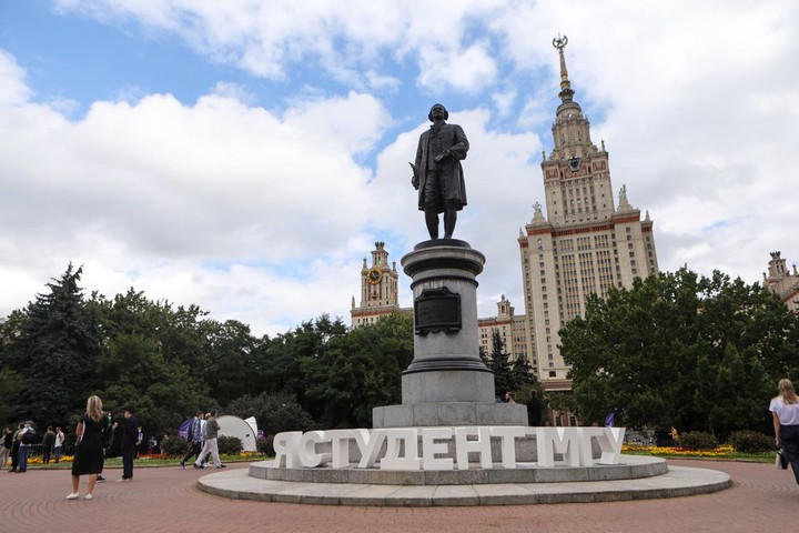 Российские вузы будут переходить на дистанционку исходя из COVID-ситуации