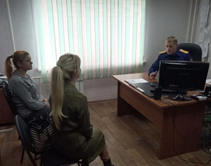 Задержана директор сгоревшей наркологической клиники в Красноярске
