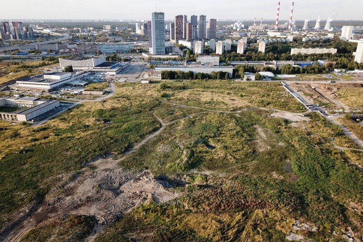 Власти Москвы сдали в аренду и продали 102 земельных участка с начала года