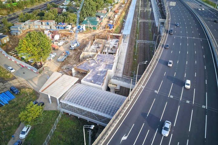 Дорогу до станции метро «Филатов Луг» откроют осенью 2021 года