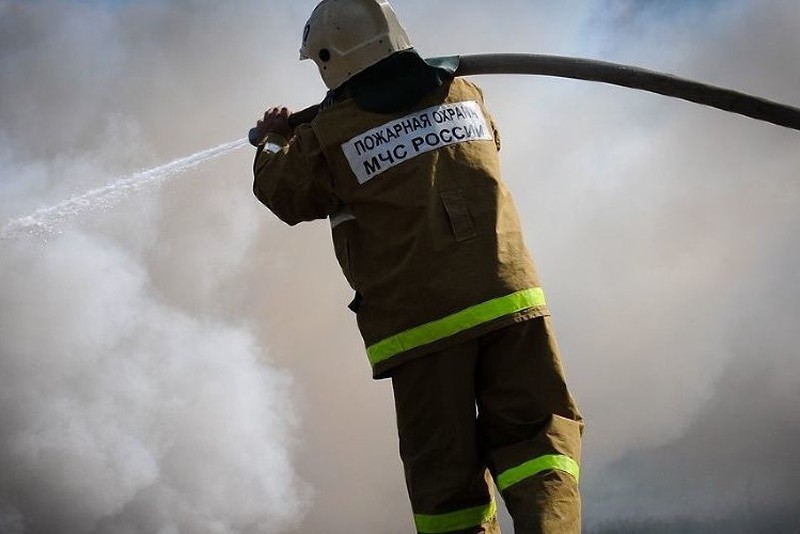 Пожарные ликвидировали открытое горение на АЗС на Ярославском шоссе