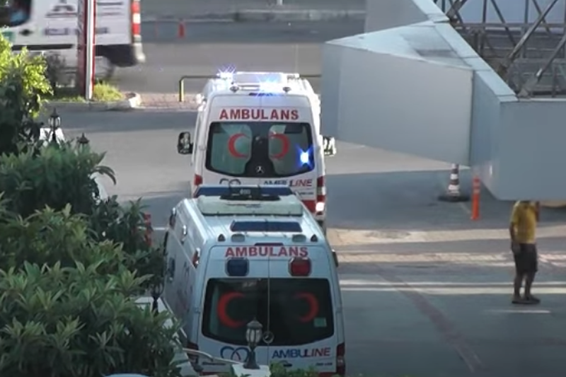 Одиннадцать россиян пострадали в ДТП с автобусами на юге Турции