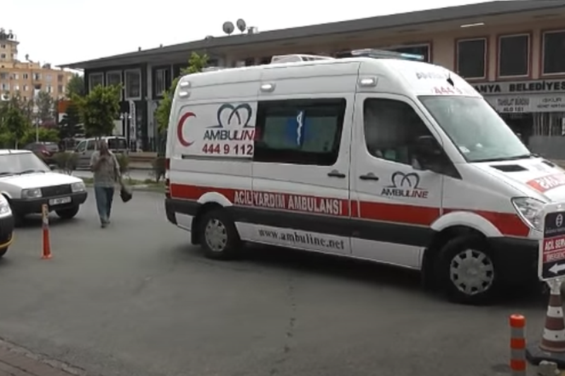 Гостиничный микроавтобус насмерть задавил россиянку на отдыхе в Турции