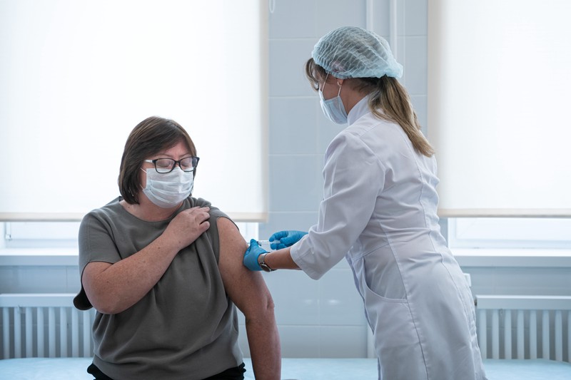 Власти Москвы планируют наращивать объемы COVID-вакцинации 