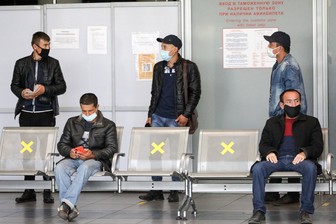 Более 20 рейсов задержали и отменили в московских аэропортах
