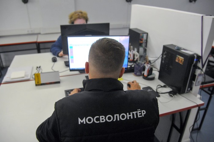 Более пяти тысяч волонтеров стали участниками акции «Помощники вакцинации»
