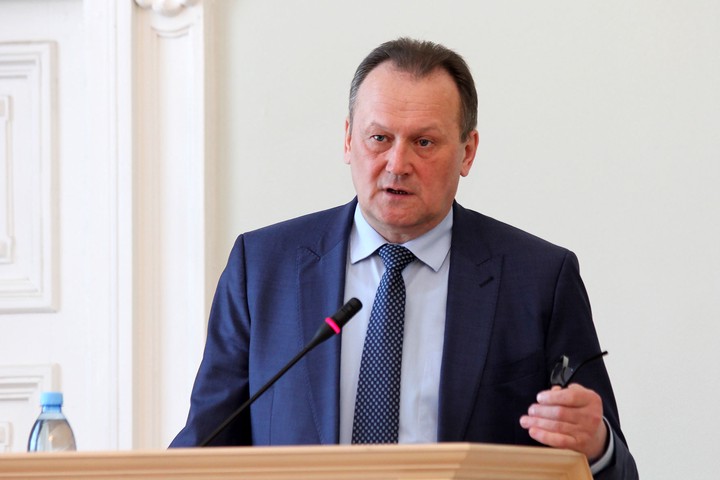 Главу Выборгского района Ленобласти задержали за мошенничество на 700 миллионов рублей