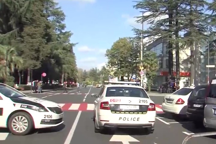 В МВД Грузии установили личность захватчика банка в Зугдиди