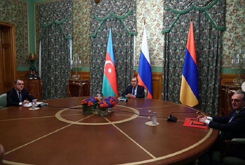 «Не до Армении»: почему сверхдержавы не вмешиваются в карабахский конфликт