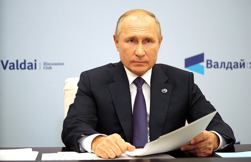 Путин призвал регионы соблюдать требования безбарьерной среды