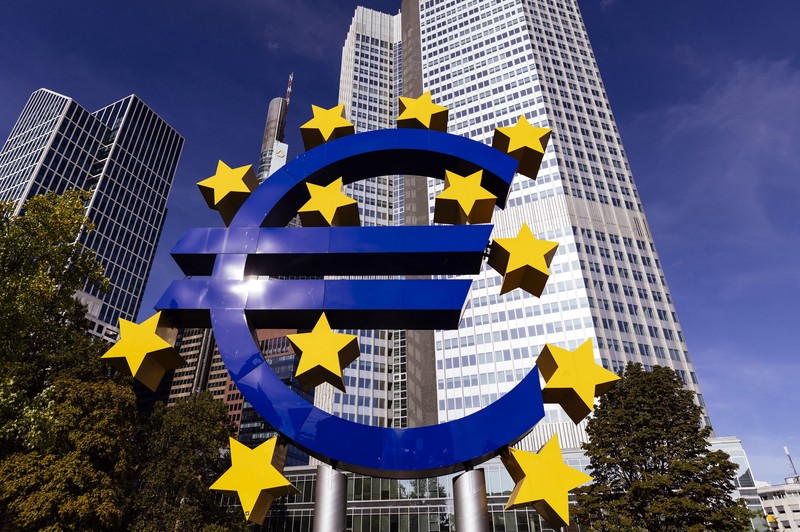 «Точно не пандемия»: что может привести к краху «шенгена» и евро