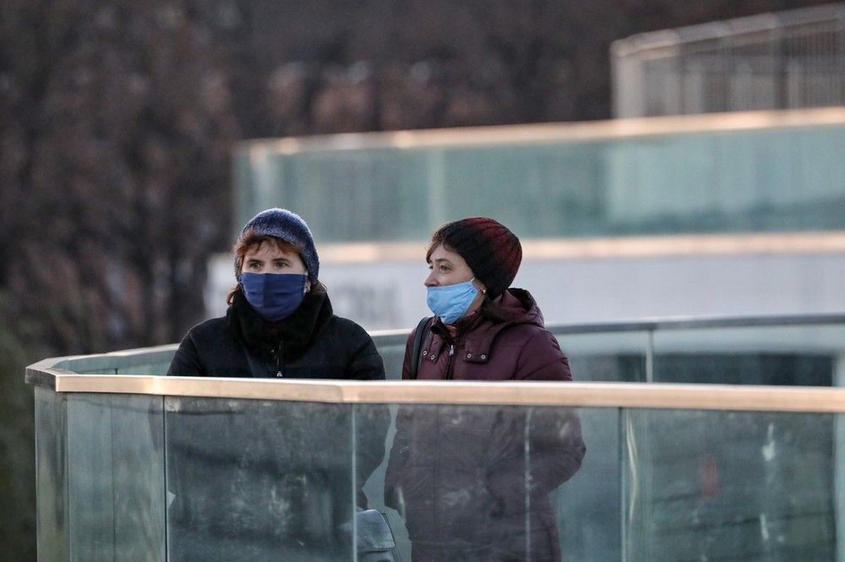 Меры по проверке соблюдения санитарных мер в общественных местах усилят в Москве
